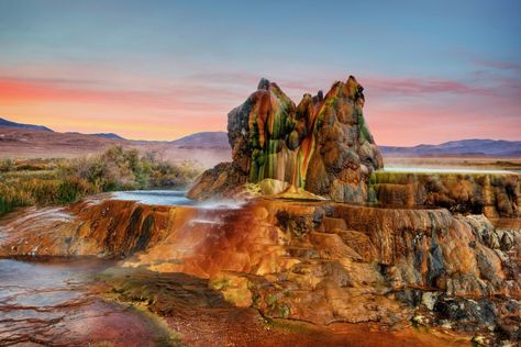 Fly Geyser, Winchester Mystery House, Black Rock Desert, Roosevelt Island, Salton Sea, Colorful Places, Crater Lake, Unique Hotels, Bryce Canyon