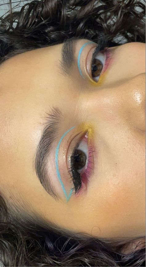 Harry Styles Make Up Concert, Twenty One Pilots Concert Makeup, 5sos Concert Makeup, Twenty One Pilots Inspired Outfits, Harry Styles Makeup Concert, Harry Styles Inspired Makeup, Harry Styles Concert Makeup, Twenty One Pilots Makeup, Twenty One Pilots Outfit Ideas