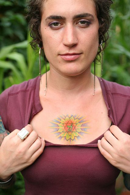 Amazing. Heart Chakra tattoo Heart Chakra Tattoo, Jewish Tattoo, Enough Tattoo, Chakra Tattoo, Yoga Tattoos, Anahata Chakra, Girl Back Tattoos, Tattoo Care, Back Tattoos