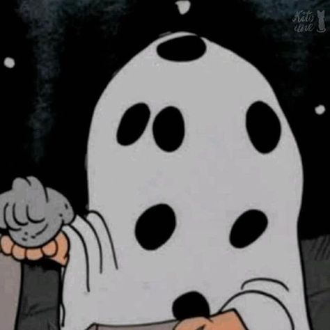 not my pics Spooky Halloween Pfp, Halloween Profile Pics, Marshmello Wallpapers, Charlie Brown Halloween, Frog Wallpaper, Pokemon Stickers, Really Cool Drawings, Its Me, Matching Halloween