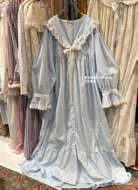 Pajama Dress Aesthetic, Nightgown Dress Outfit, Nightgown Drawing, Victorian Pjs, Victorian Pajamas Nightgowns, Victorian Loungewear, Sleep Wear Aesthetic, 1800s Nightwear, Medieval Nightgown Aesthetic