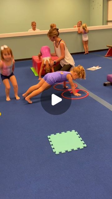 Kindergarten Gymnastics, Gymnastics Tricks For Beginners, Gymnastics For Kids, Cheer Tumbling, Gymnastics Lessons, Preschool Gymnastics, Gymnastics Drills, Gymnastics Tricks, Gymnastics Training