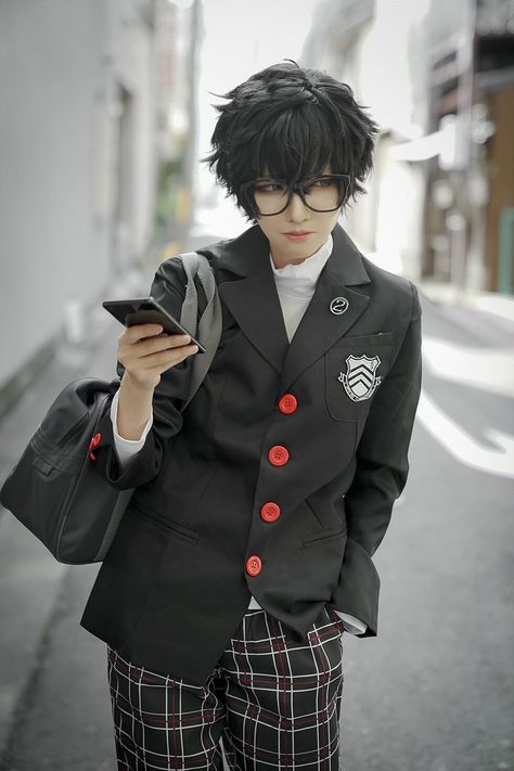 Persona 5: Ren Cosplay Joker P5 Cosplay, Ren Amamiya Outfit, Joker Cosplay Persona, Cosplay Persona 5, Akira Kurusu Cosplay, Ren Amamiya Cosplay, Persona 3 Cosplay, Persona 5 Outfits, Akira Persona 5