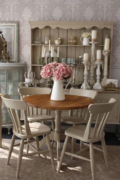 Shabby Chic Round Dining Table and 4 Chairs Shabby Chic Round Dining Table, Dining Room Table And Chairs, Shabby Chic Dining Room, Muebles Shabby Chic, Minimalist Dekor, Small Dining Room Table, Modern Farmhouse Dining Room, Chic Dining Room, Shabby Chic Dining