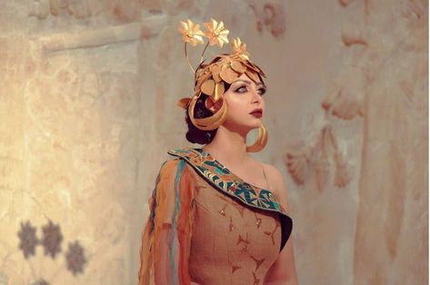 Babylon Movie, Ishtar Goddess, Ancient Sumer, Ancient Babylon, Star Goddess, Middle Eastern Fashion, Persian Empire, Ancient Mesopotamia, Movie Fashion