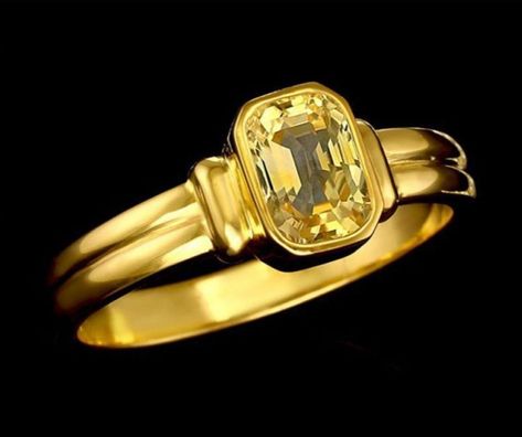 Yellow Sapphire Ring Men, Sapphire Ring Men, Gents Rings, Best Diamond Rings, Stone Ring Design, Yellow Sapphire Ring, Mens Ring Designs, Gold Jewels Design, True Spring