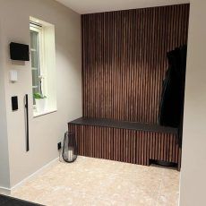 Inspiration images hallway - WallRibbon Panelling Living Room, Living Room Wall Panelling, Plywood Ideas, Earth Tone Living Room, Panelling Design, Nordic Style Home, Wood Panelling, Large Hallway, Hallway Inspiration