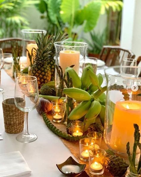 Prince Charles' goddaughter India Hicks shares photos of her incredible Bahamas home | HELLO! Tropical Tablescape, India Hicks Style, Tropical Table, Expensive Flowers, Exotic Homes, India Hicks, Fiesta Tropical, Harbour Island, Pretty Tables