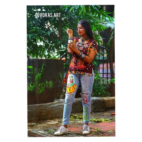 #india #hobbyideas #ahmedabad #mumbai #delhi #mumbaiblogger #influencer #fashionblogger #model #lifestyleblogger #fashiondesigner #creative #rajasthan #disney #navratri #festival #potpourriofartists #theuncommonbox #theculturegully #illustration #garba #queen #traveller #traditional #customejacket #painteddenim Navratri Jeans, Navratri Set, Sadu Bharat, Simple Frock, Flower Shop Decor, Simple Frock Design, Navratri Festival, Simple Frocks, Navratri Special