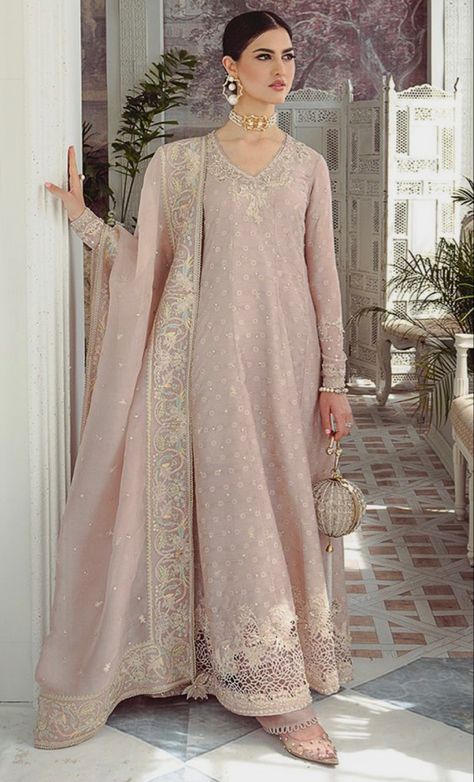 Aura Pink, Dress Designs For Girls, Eastern Wear, Asian Bridal Dresses, Pakistani Wedding Outfits, Sisters Dress, Pakistani Fashion Party Wear, Desi Clothes, Pakistani Dress