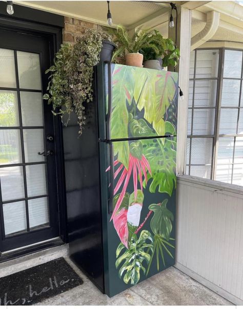 Painted Refrigerator Fridge Makeover, Decorated Fridge, Kichen Art, Speaker Stands Diy, Paint Refrigerator, Fridge Makeover, Painted Fridge, Diy Bathroom Design, Fridge Decor