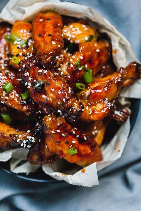 Spicy Wings Recipe, Spicy Baked Chicken Wings, Sticky Chicken Wings, Hot Wing Recipe, Spicy Baked Chicken, Spicy Wings, Sticky Chicken, Baked Chicken Wings, Homemade Snacks