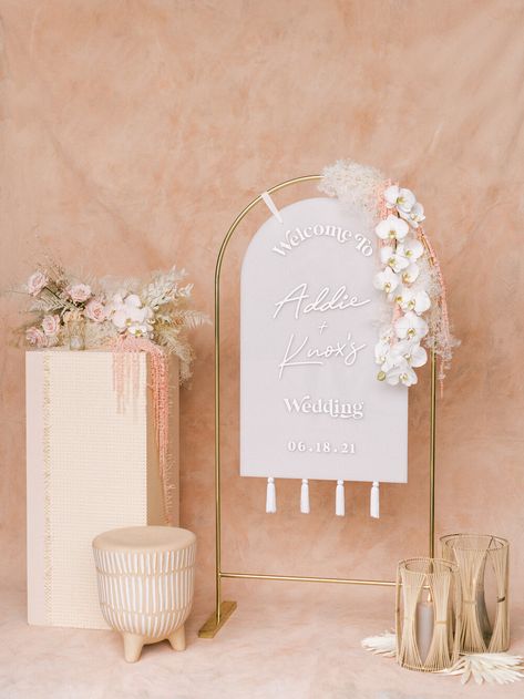 Arched Welcome Sign, Wedding Guest Table, Guest Table, Have Inspiration, Wedding Welcome Signs, Wedding Mood, Wedding Signage, Wedding Deco, Wedding Sign