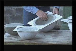 Concrete Benches, Garden Concrete, Garden Spheres, Concrete Bench, Watch Youtube, Cement Planters, Concrete Molds, Concrete Crafts, Concrete Projects