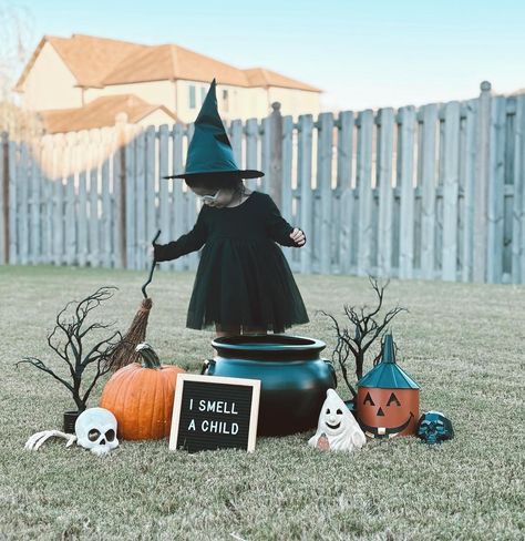 Abbey Lemons Kaldi | baby kaldi is BREWING until may! 🧙🏼‍♀️🕷️ we are so thankful to the Lord for this blessing and can’t wait to meet our little ghoul or... | Instagram Pregnant Pumpkin, Halloween Baby Announcement, Spooky October, A Baby Is Brewing, Baby Is Brewing, Pumpkin Spooky, Baby Witch, Halloween Baby, Tell The World