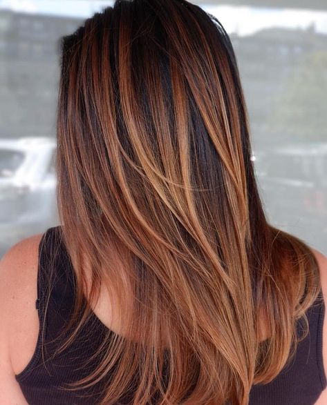 Brown Ombre Hair, Ombre Hair Blonde, Brunette Balayage, Balayage Ombre, Brunette Balayage Hair, Caramel Highlights, Front Hair Styles, Short Hair Balayage, Balayage Brunette