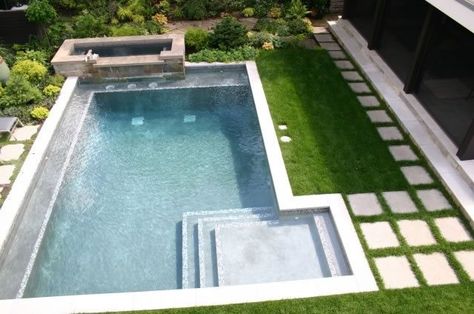 Swimming Pool - Minneapolis, MN - Photo Gallery - Landscaping Network Kleiner Pool Design, Moderne Pools, Geometric Pool, Small Pool Design, House Of Turquoise, Modern Pools, Small Pools, Dream Pools, Have Inspiration