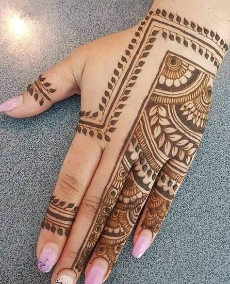 Henna Designs Left Hand, Full Hand Mehndi Design, Henne Tattoo, Hand Mehndi Design, Finger Henna Designs, Mehndi Designs 2018, Henna Tattoo Hand, Full Hand Mehndi, Simple Mehndi Designs Fingers