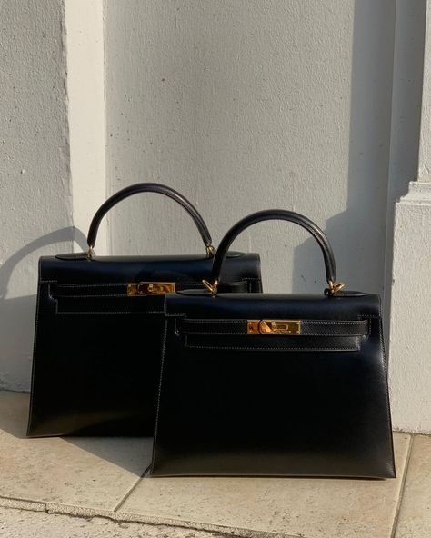 Paradise Vintage on Instagram: “♥️Hermes Box calf Kelly in Black Gold Hardware 👜Kelly28 Stamp ◻︎D From2000 Item No. 020114B45 👜Kelly32 Stamp ⚪︎Y From 1995 Item No.…” Hermes Box, Luxury Bag, Fashion Wishlist, Vintage Box, Black Box, Gold Hardware, Luxury Bags, Paradise, Stamp