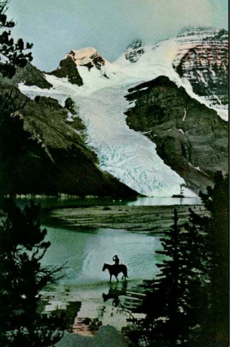 Vintage shot of American wilderness. National Geographic National Geographic Wallpaper, Vintage Landscapes, American Wilderness, Vintage National Geographic, National Geographic Photography, National Geographic Magazine, Nat Geo, Vintage Landscape, National Geographic Photos