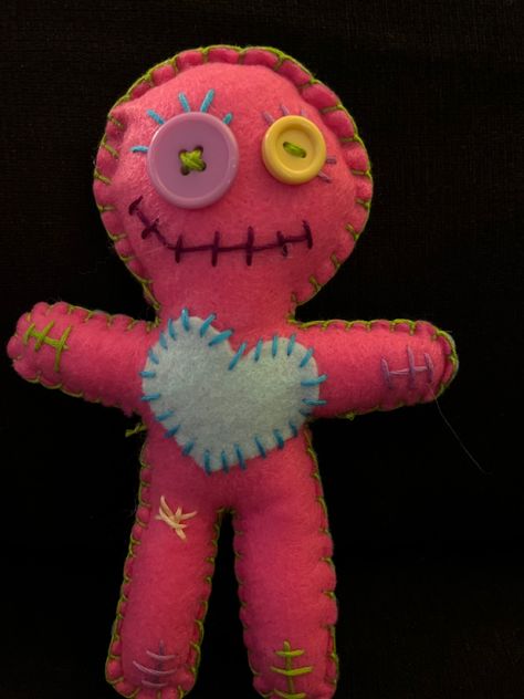 Diy Voodoo Dolls, Small Baby Dolls, Doll Template, Felt Monster, Funny Artwork, Sewing Templates, Worry Dolls, Cute Sewing Projects, Handmade Plushies