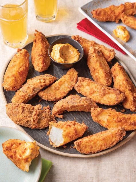 Chicken-Fried Mississippi Potato Logs Potato Logs, Potatoes Recipes, Seasoned Potatoes, Make Ahead Appetizers, Oven Fried, Potato Sides, Food Log, Steak Fries, Chicken Fried