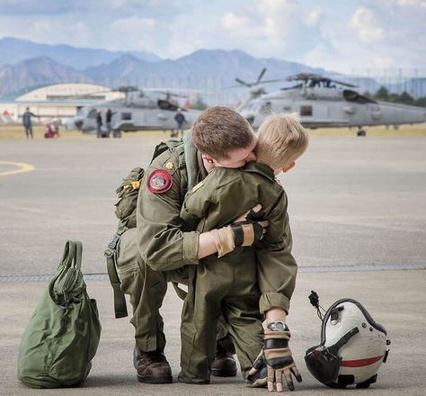 Military: Welcome Home Warlords Military Welcome Home, Navy Pilot, Beautiful Dp, Pilot Wife, Airforce Wife, Military Homecoming, Air Force Pilot, Cover Wattpad, Rainbow Sandals