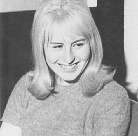 Cynthia Powell, Cynthia Lennon