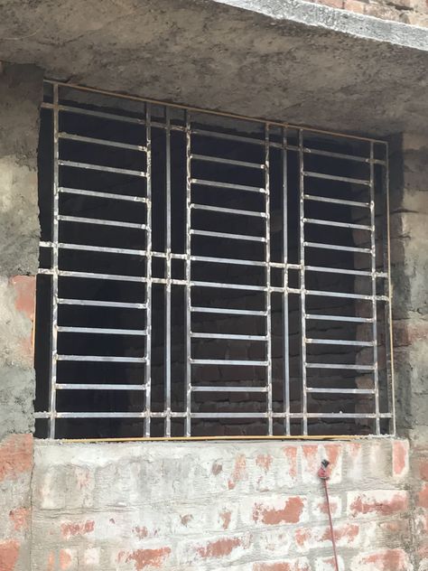 Window Grill Design Modern Indian, Iron Window Grill Modern, Steel Window Grill Design, Grill Design Modern, Ss Railing, Windows Grill, Jalaram Bapa, Latest Gate Design, درابزين السلم