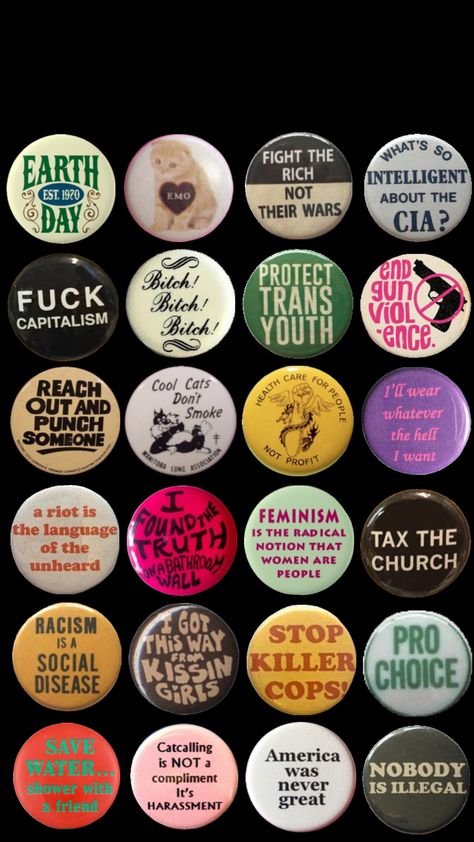 pins for justice Pin Design Ideas, Blazer Pin, Pin Button Design, Ig Icons Highlights Aesthetic, Punk Pins, Bag Pins, Pin Design, Diy Pins, Photo Pin