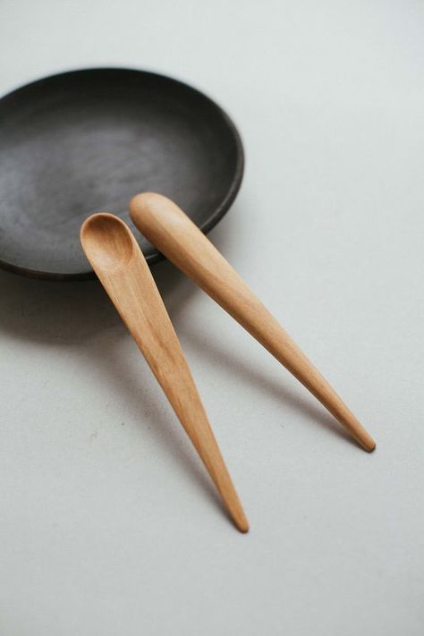 Small Wooden Spoons, Spice Spoon, Wood Spoon Carving, Salt Spoon, Carved Spoons, Wood Utensils, Wood Carving Designs, Small Spoon, Wooden Utensils