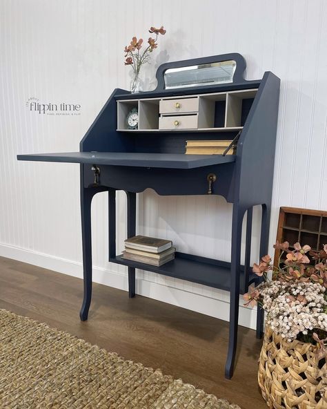 Proof that classic elegance never goes out of style! My client wanted a pop of color for her antique secretary desk, and she chose the absolutely, fresh, & vibrant…Fathom Blue from @melangepaints 💙✨ Painted in Fathom Blue & Turtledove for the interior shelving by @melangepaints ✨ Use CODE FLIPPINTIME10 for 10% OFF your Melange orders ✨ #melangepaints #BlueRevival #TimelessBeauty #FurnitureRedesign #ipainteditpretty #furnitureflip #furnitureupcycle #paintedfurniture #itsaboutflippintime ... Secretariat Desk Makeover, Refurbished Secretary Desk Wood, Painted Antique Desk, Blue Secretary Desk, Updated Antique Secretary Desk, 1925 Bungalow, Pinted Antique Desk, Painted Secretary Desks, Secretary Desk Makeover