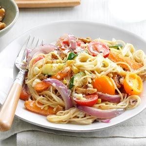 Angel Hair Primavera Recipe from Taste of Home-- shared by Tre Balchowsky of Sausalito, California Primavera Recipe, Pasta Primavera, Best Pasta Recipes, Vegetarian Pasta, Cheap Dinners, Angel Hair, Main Dish Recipes, Mac And Cheese, Pasta Dishes