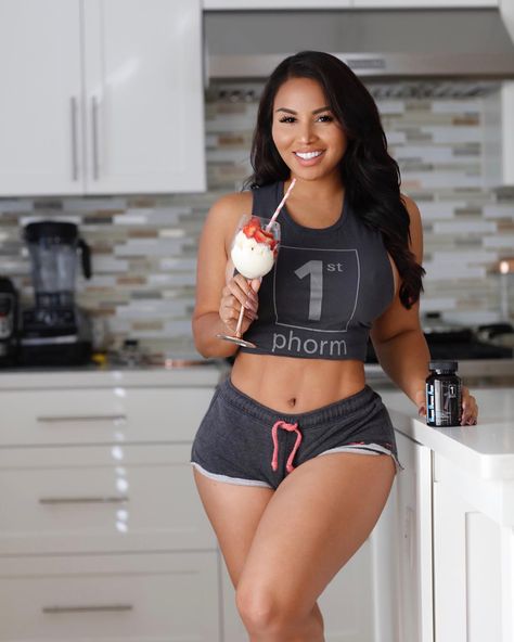 64.5k Likes, 529 Comments - Dolly Castro (My Only Account) (@missdollycastro) on Instagram: “Good morning everyone ! I love me some sweets 🍦😍 life is not all about salads and low carb diets.…” Lavish Outfits, Dolly Castro, Low Carb Diets, I Love Me, Comfy Clothes, Morning Everyone, Good Morning Everyone, Business Idea, Girls World