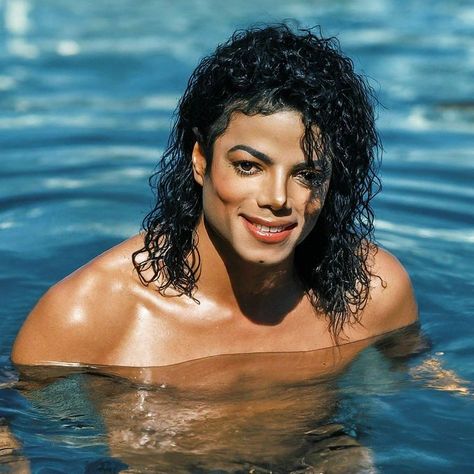 Michael Jackson Poster, Virgo Sun, Michael Jackson Photoshoot, Michael Jackson Hot, Mike Jackson, Michael Jackson Funny, Jackson Bad, Michael Jackson Smile, Joseph Jackson