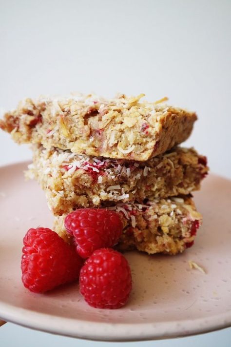 Oat Slice Recipe, Oat Slice Healthy, Morning Teas, Nutrition Student, Oat Slice, Health Bars, Slice Recipes, Clean Treats, Beautiful Baking