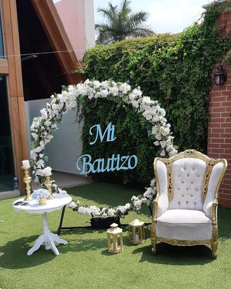 D' Kim on Instagram: “Recepción de bautizo 😍🤩, gracias por confiar en nuestro servicio ❤️ • • • • • • • #bautizo #bautizos #bautizoniño #decoracionfiestas…” Bautizo Backdrop, Daisy Duck Party, Baptism Party Decorations, Bautizo Ideas, Ideas Bautizo, Baptism Photography, Baby Name Tattoos, Western Birthday Party, Communion Party