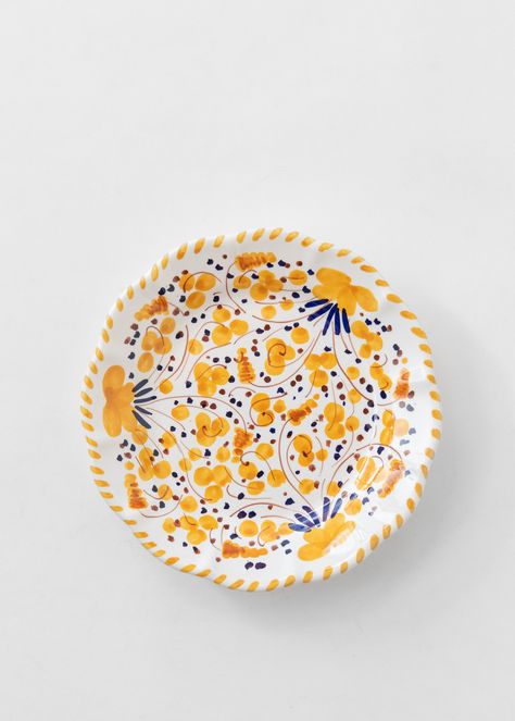 Fiori | Marigold — Casa de Perrin Ceramic Painting Salad Bowl, Ceramic Dessert Plates, Color Me Mine Inspiration, Ceramic Pottery Art Ideas, Pottery Painting Bowl, Paint Pottery, Plate Painting, Italian Plates, Sun 7