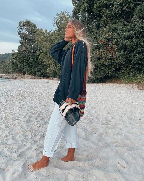 Mom Outfits, Mode Inspiration, Outfits Casuales, Comfy Outfits, Granola, Beach Outfit, Birkenstock, Fashion Inspo Outfits, Spring Outfits