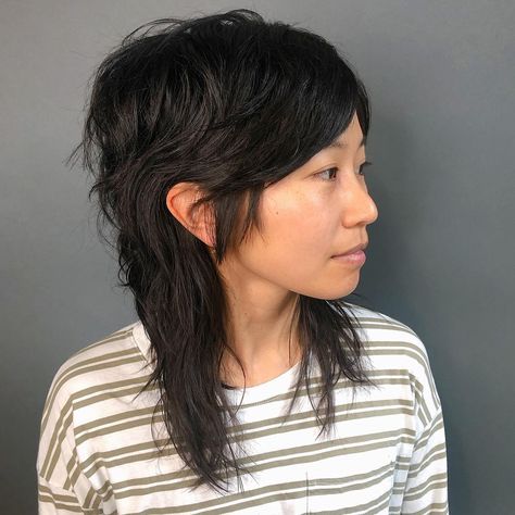 Corte Mullet, Straight Thick Hair, Fine Straight Hair, Side Part Hairstyles, Short Layered Haircuts, Long Pixie, Mullet Hairstyle, Hairstyles Haircuts, Hair Skin