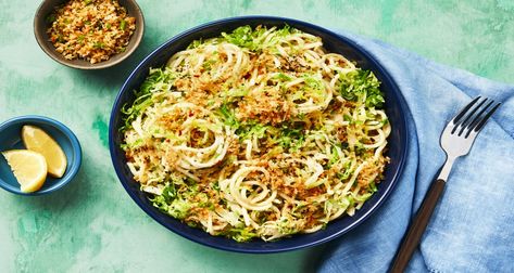 Simple, convenient, and delicious: that’s what’s in store with our Creamy Parmesan Spaghetti with Brussels Sprouts recipe, made with pre-measured, high-quality ingredients. Lemony Spaghetti, Spaghetti With Chicken, Parmesan Spaghetti, Delicious Spaghetti, Sprouts Recipe, Hello Fresh Recipes, Shredded Brussel Sprouts, Garlic Herb Butter, Creamy Parmesan