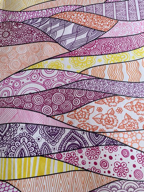 Colorful Doodle Patterns, Thick Sharpie Art, Colourful Zentangle Art Beginners, Simple Sharpie Drawings, Fun Patterns To Draw, Sharpie Art Ideas, Sharpie Sketches, Zentangle Art Colorful, Full Page Doodle Pattern