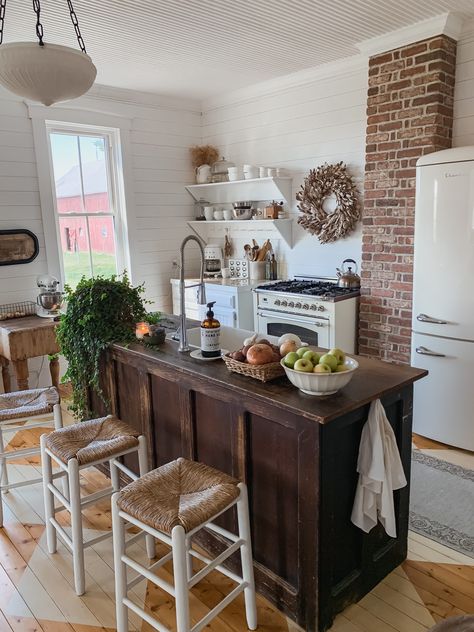 Vintage Farmhouse Bathroom Ideas, 1880 Farmhouse, Victorian Farmhouse Interior, 1880s Farmhouse, Victorian Farmhouse Kitchen, Old Farmhouse Decor, Schoolhouse Kitchen, Farmhouse Kitchen Renovation, 1800s Farmhouse