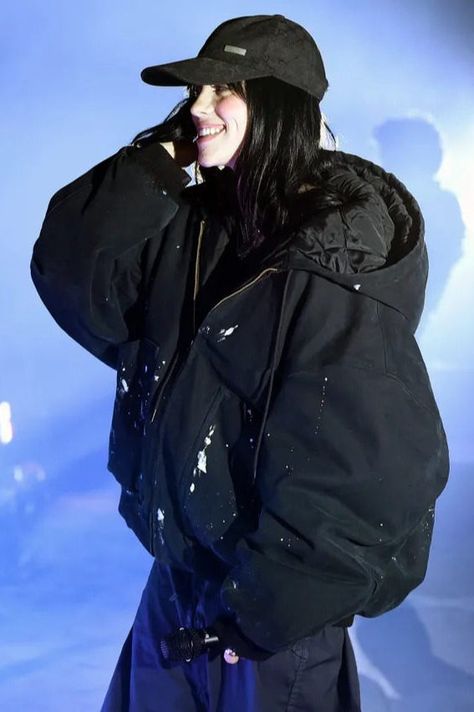 Billie Eilish Fashion, Billie Eilish Performing, Billie Eilish Outfits, Coachella 2023, Celebrity Fashion Looks, Punk Aesthetic, Fashion Moments, Debbie Harry, I Love Girls