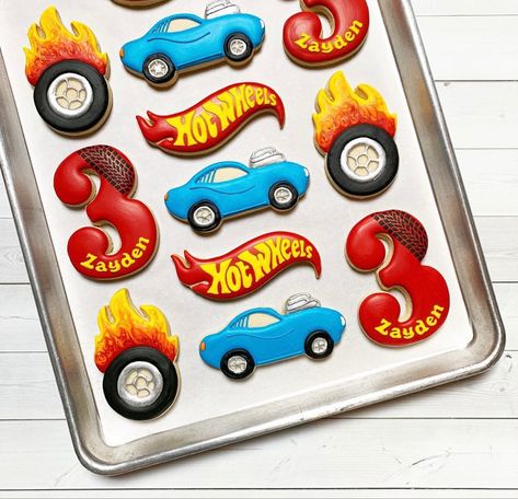 Hotwheels Cookies Decorated, Hot Wheels Birthday Cookies, Hot Wheels Cookies Decorated, Nascar Cookies, Hot Wheels Cupcakes Ideas, Hot Wheels Cake Pops, Hot Wheels Cookies, Hot Wheels Cupcakes, Hot Wheels Themed Birthday Party