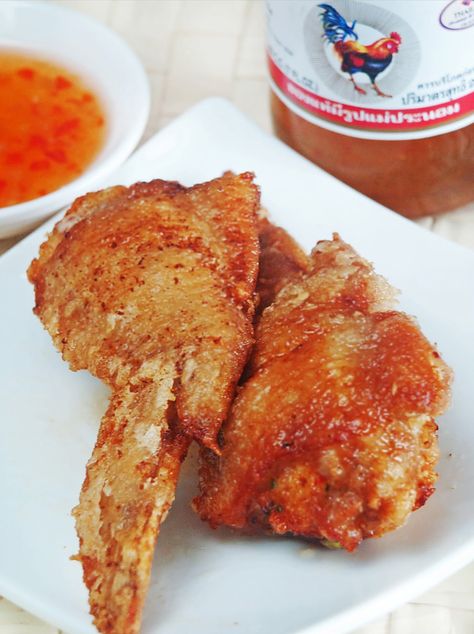 Stuffed Chicken Wings, Stuffing Chicken, Chicken Wing Recipes Fried, Sweet Potato Flour, Boneless Chicken Wings, Fried Chicken Wings, Wings Recipe, Sweet Chilli Sauce, Chicken Wing