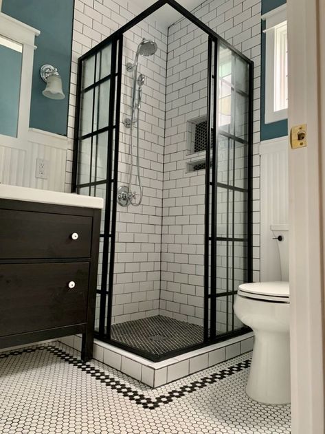 Antique Subway Tile Bathroom, 1920s Black And White Bathroom, 1920s Style Bathroom, Bungalow Bathroom Ideas, 1930 Bathroom Ideas, 1920 Bathroom 1920s Style, 1920s Bathroom Original, 1920s Bathroom Tile, Subway Tile Bathroom Floor