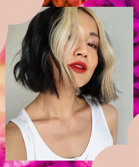 Face Framing Hair Color Is New Highlights Trend 2019 Face Framing Hair, Hair Color Streaks, Peinados Fáciles Para Cabello Corto, 짧은 머리, Hair Dye Colors, Hair Inspiration Color, Hair Inspo Color, Hair Color Trends, Aesthetic Hair