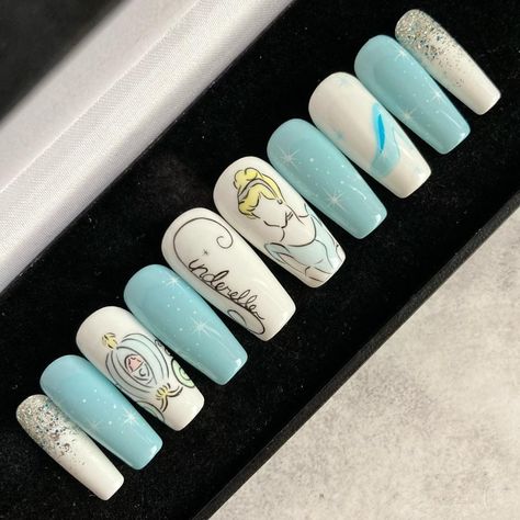 Disney Nails Acrylic Coffin, Cinderella Nails Designs, Cinderella Nail Art, Easy Disney Nails, Disney Character Nails, Disney Nails Simple, Disney Nails Acrylic, Cute Disney Nails, Simple Disney Nails