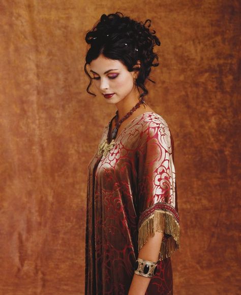 Inara Serra, Firefly Series, Serenity (firefly), Morena Baccarin, Firefly Serenity, Paris Mode, Joss Whedon, Brown Coat, Up Girl